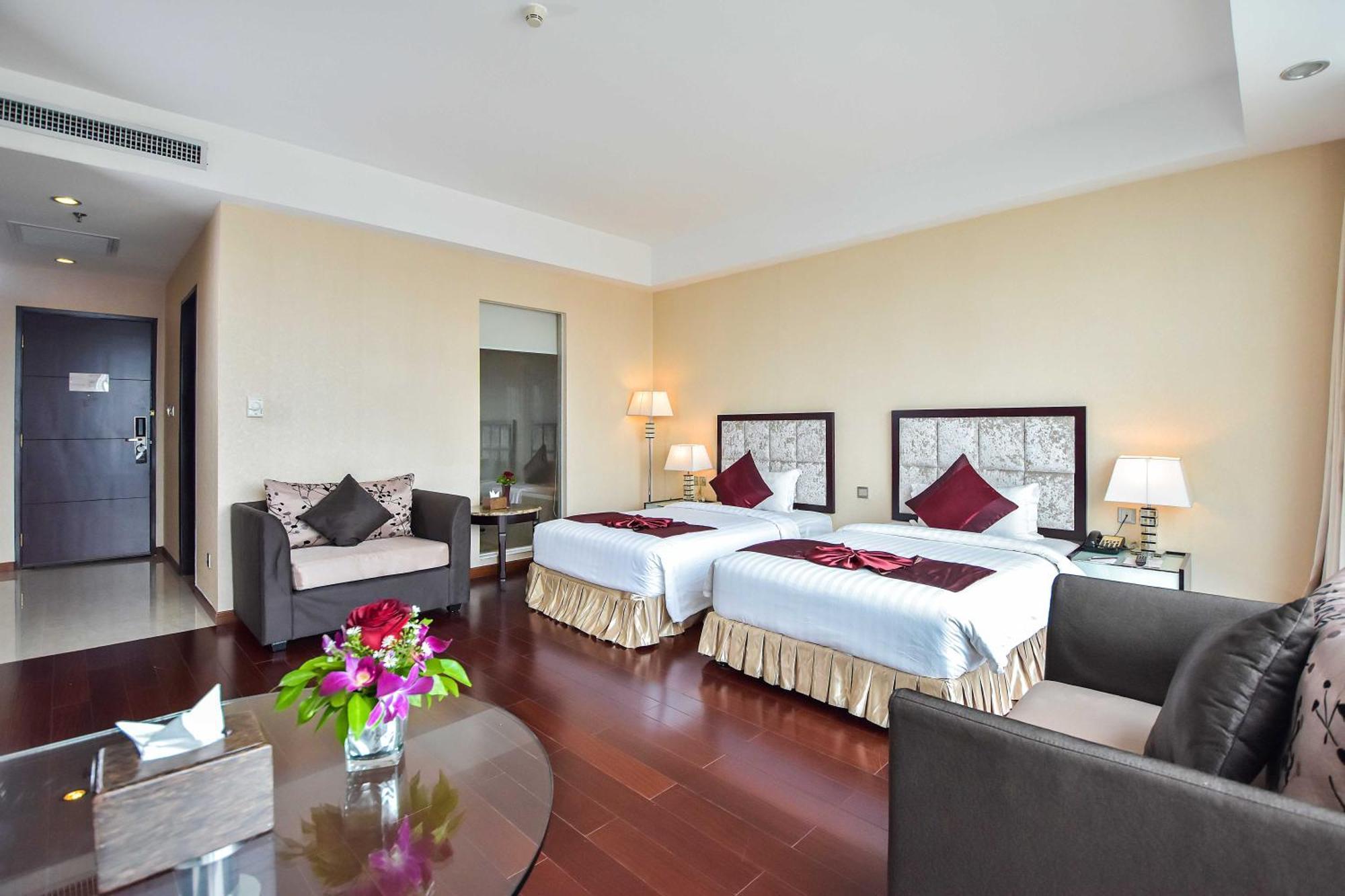 Dara Airport Hotel Phnom Penh Exterior foto